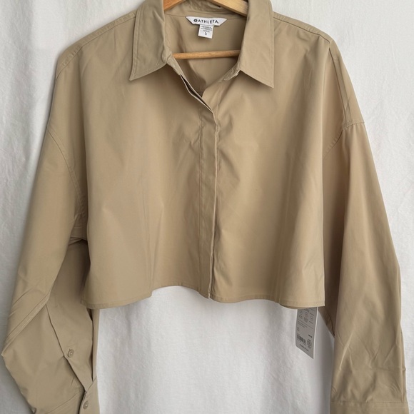 Athleta Tops - NEW Athleta Women's Midday Ultra Cropped Shirt Large Beige/Tan NWT